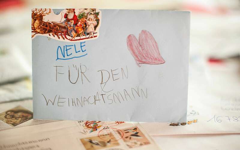 



        
            Ein Brief an den Weihnachtsmann,
        
    

        Foto: Deutsche Post DHL/Kein Urheber bekannt
    