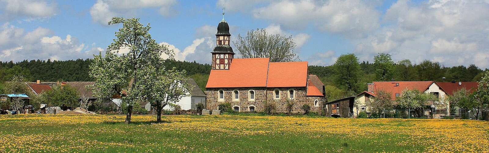 Blick auf die Dorfkirche Raben,
        
    

        
        
            Foto: Kein Urheber bekannt