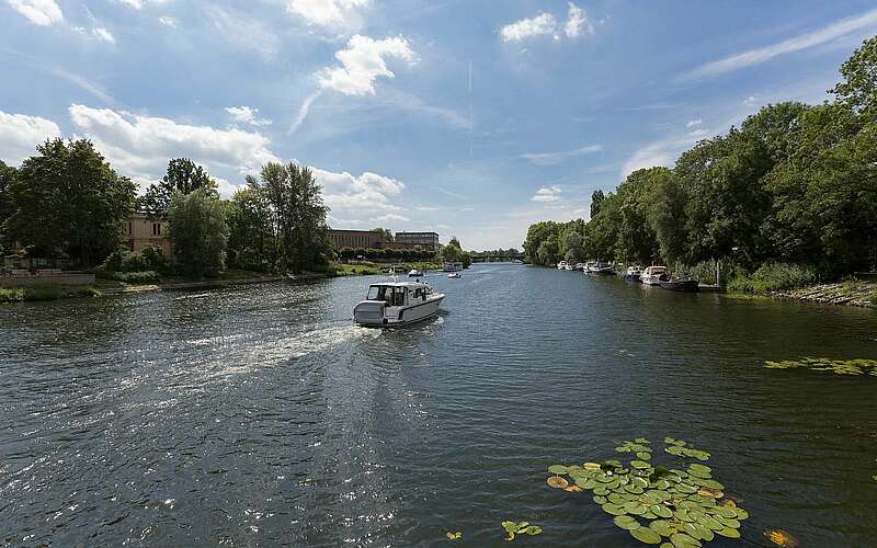 



    
        
                
                    Mit dem Boot unterwegs in Brandenburg an der Havel,
                
            
        
                Foto: TMB Tourismus-Marketing Brandenburg GmbH/Steffen Lehmann
            
    
