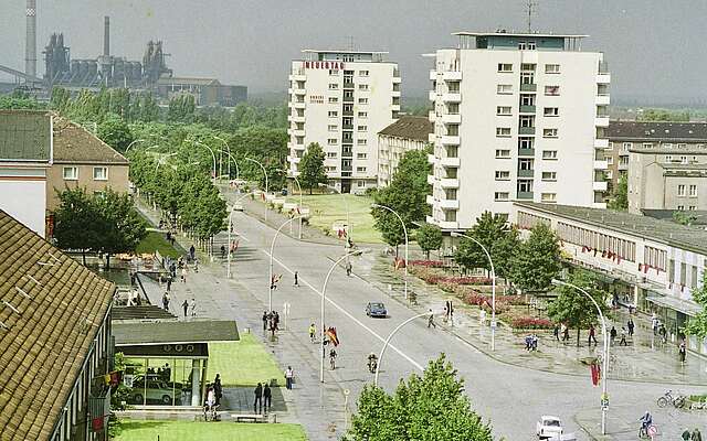 Lindenallee_Blick auf Hochoefen.jpg